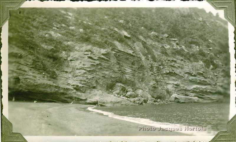 Honaine Ouest 2.jpg - La plage d'Honaïne (période française).