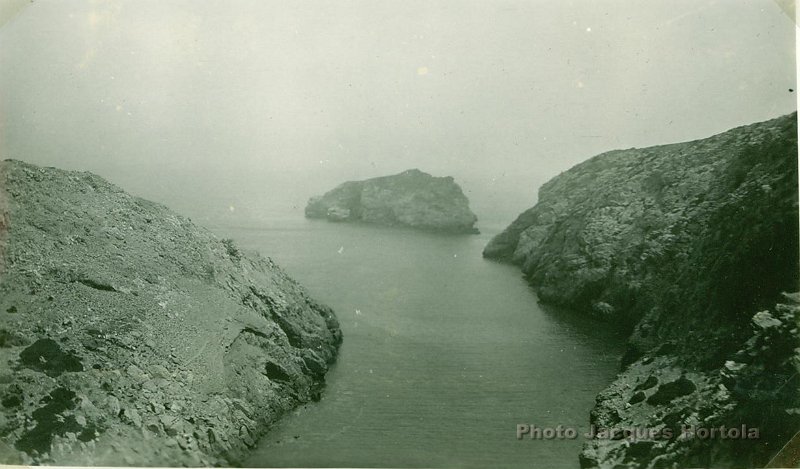 Laigle crique.jpg - Plage de l'Aigle (période française).