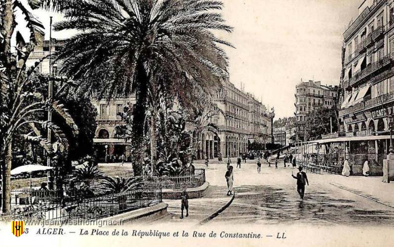 La Place de la Republique et la rue de Constantine.jpeg - La Place de la République et la rue de Constantine