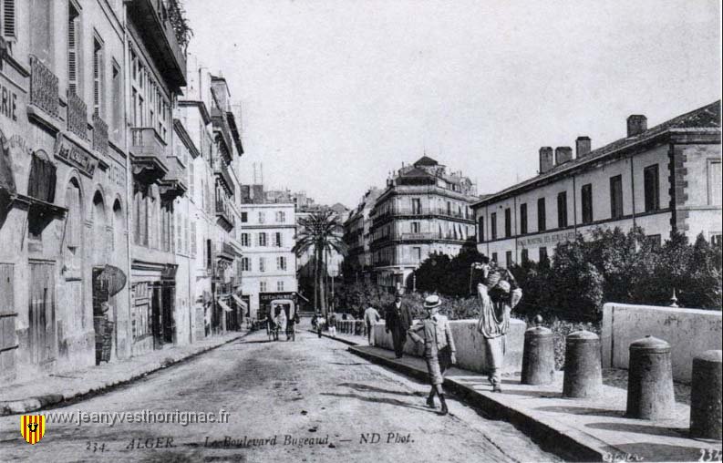 Le boulevard Bugeaud.jpeg - Le boulevard Bugeaud