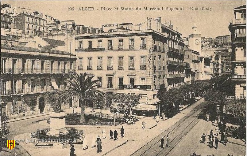 Place et Statue du Marechal Bugeaud.jpeg - Place et Statue du Marechal Bugeaud.