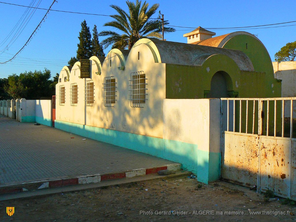 184 dispensaire.jpg - Le dispensaire.