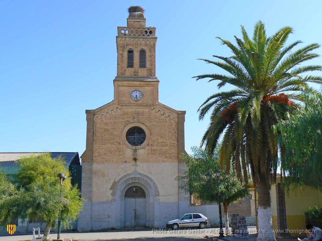 001 eglise d hennaya.jpg - L'ancienne église.