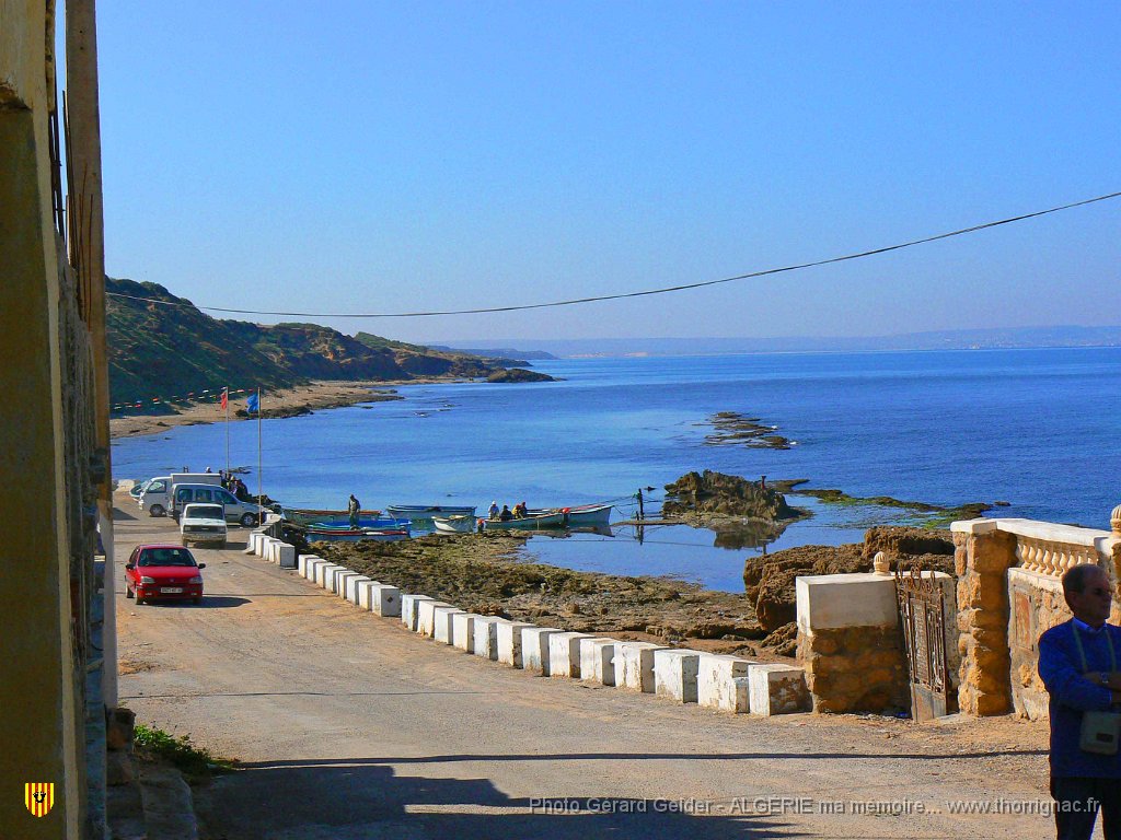 ALGERIE 246.jpg - La Stidia. Son bord de mer.