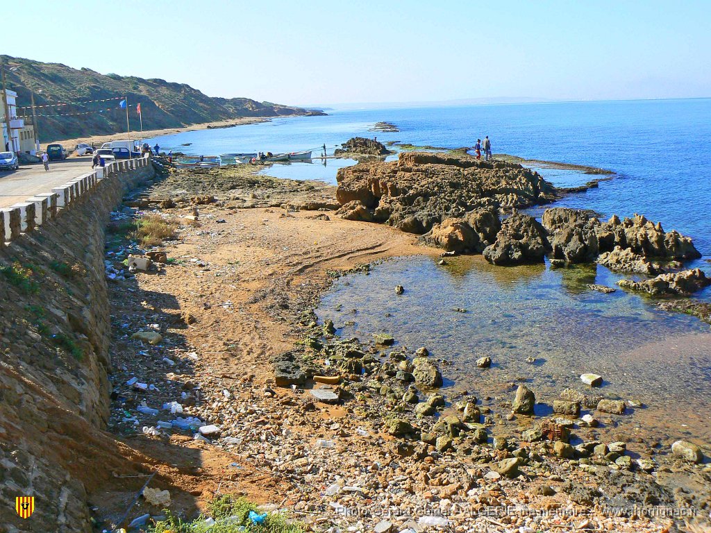 ALGERIE 251.jpg - La Stidia. Son bord de mer.