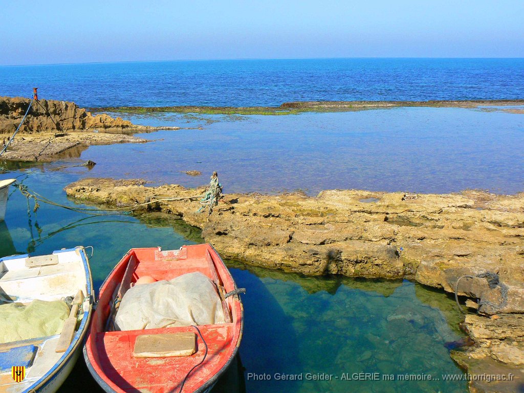 ALGERIE 256.jpg - La Stidia. Son bord de mer.