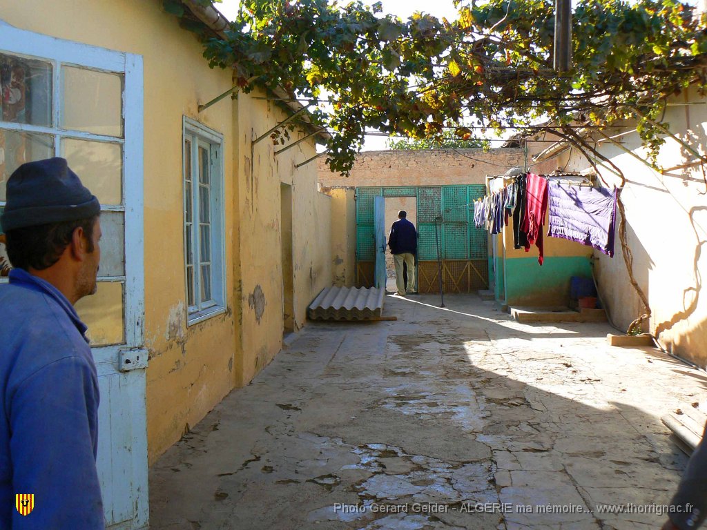 064 la cour.jpg - La maison Armand Geider.La cour.