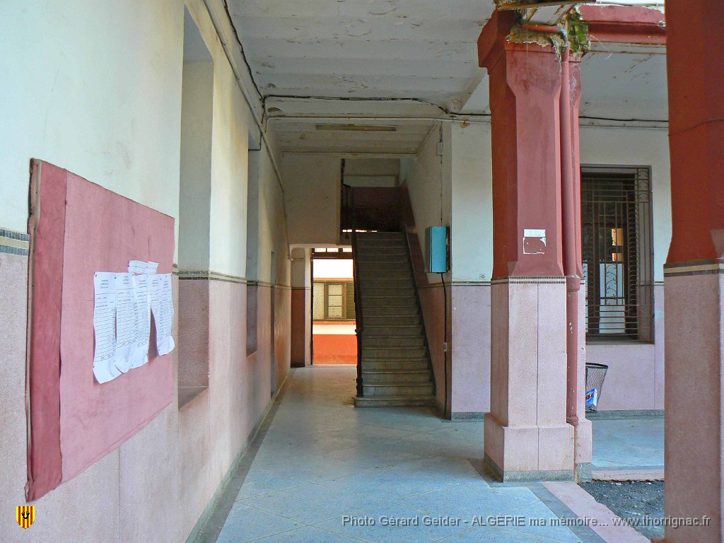 209.jpg - Le lycée Lavoisier.