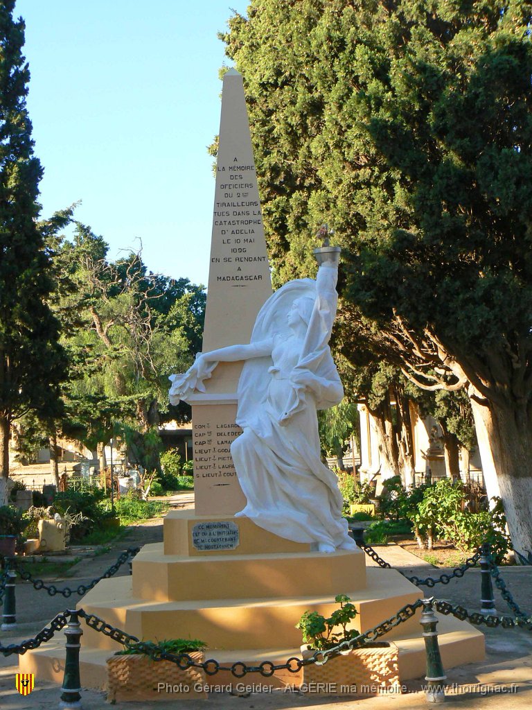 217.jpg - Le cimetière de Mostaganem.