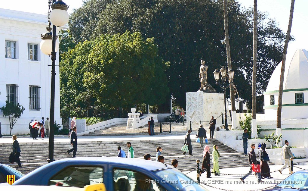 243 squarre queyrat.jpg - Le square Queyrat.