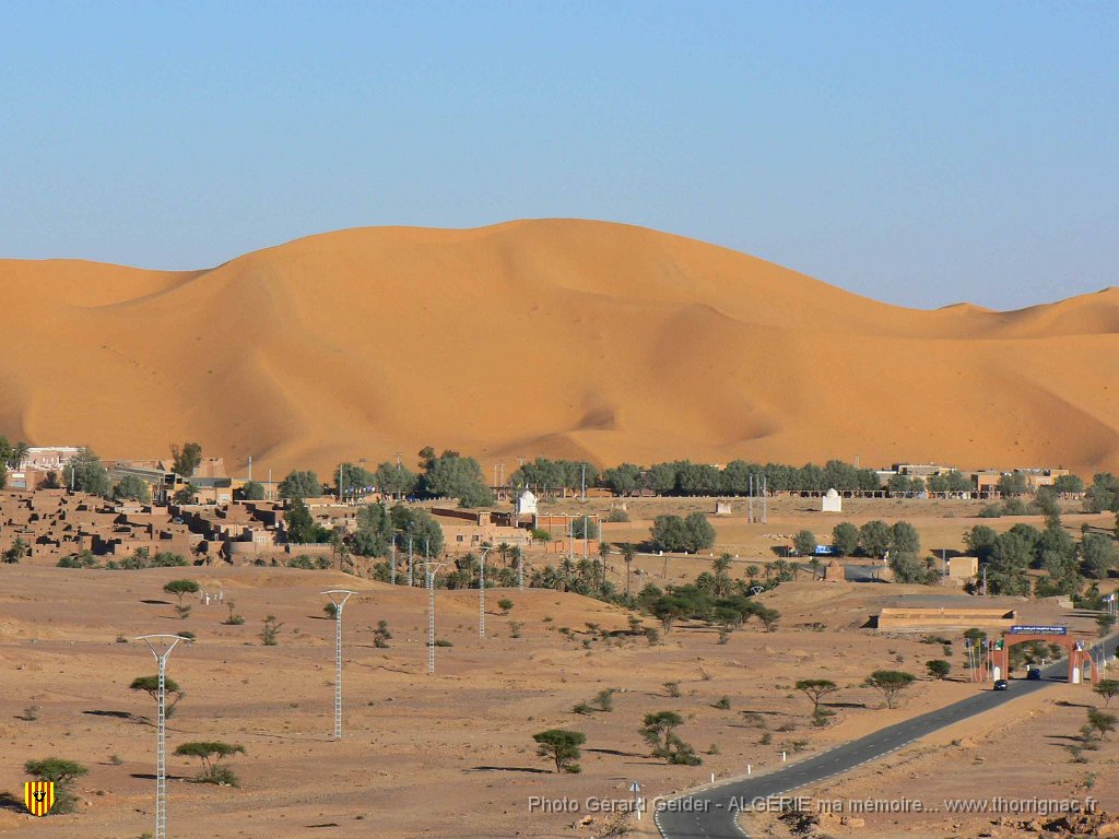 357.jpg - Taghit depuis le col.