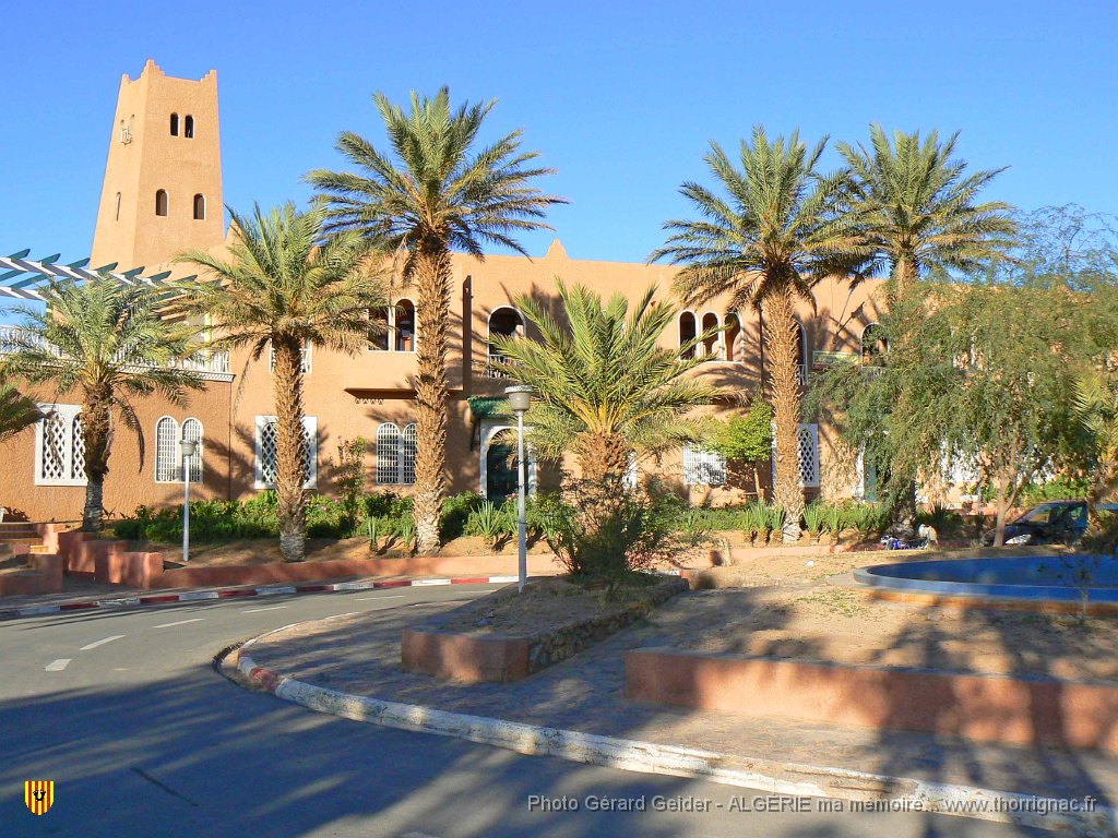 361 l hotel.jpg - L'hôtel.