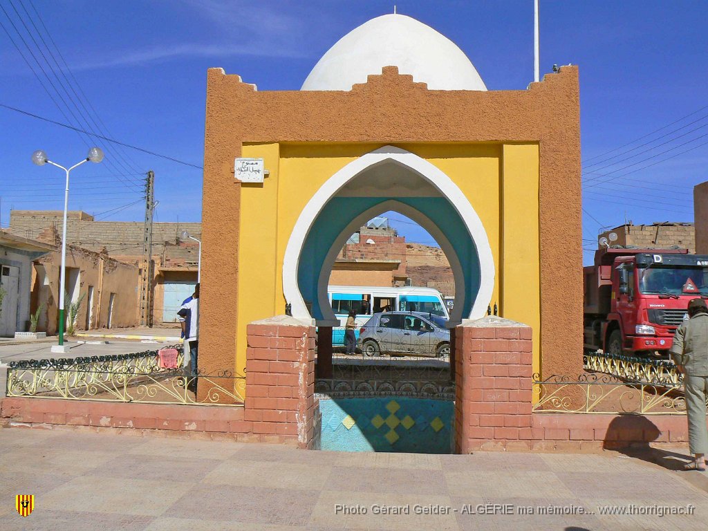 433 la source kenadsa.jpg - La source de Kenadsa.