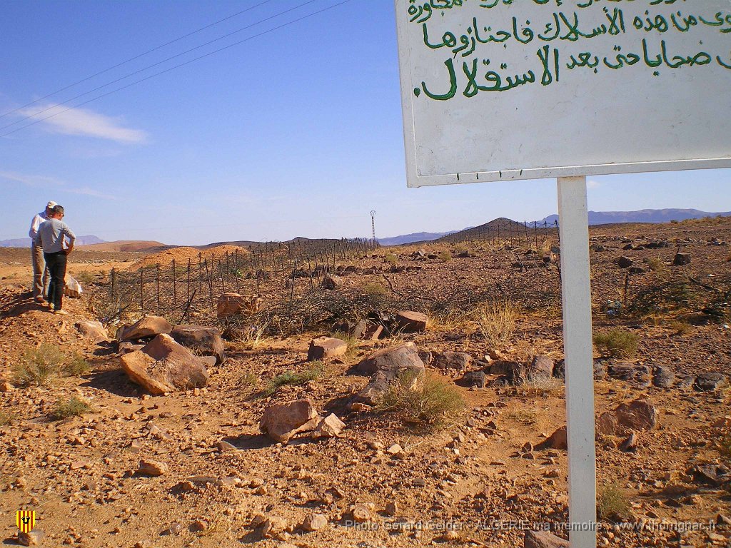 442a.JPG - L'ancien barrage éléctrifié.