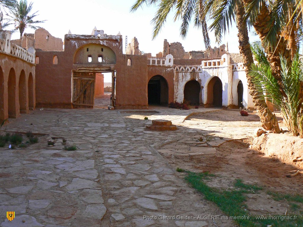447.jpg - Ksar à Moghel. la cour intérieure.