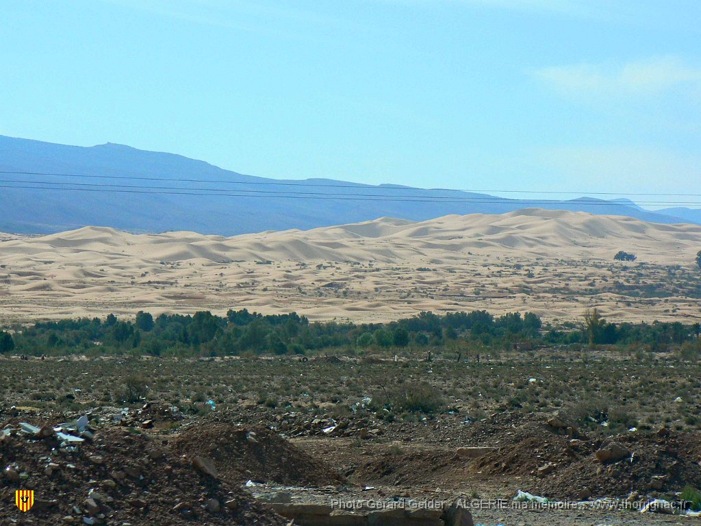 487 la dune d ain sefra.jpg - Paysage autour de la palmeraie.