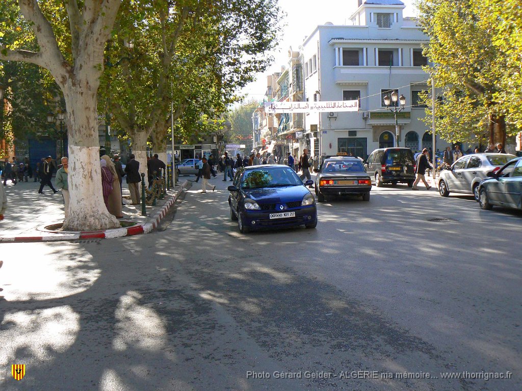 271 la place rue de france.jpg - La place et la rue de France