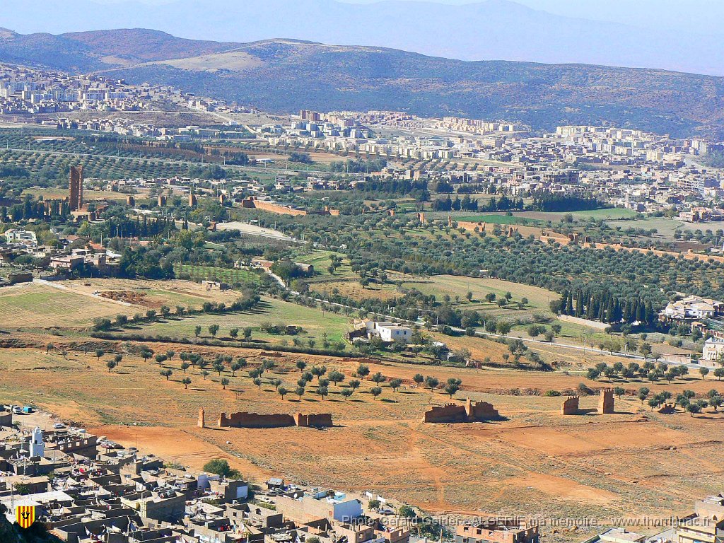 309 depuis le plateau.jpg - Vue sur la ville depuis le plateau.