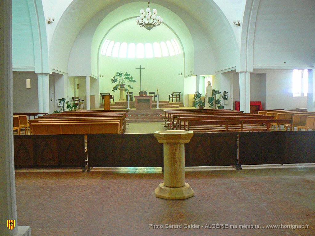 092.JPG - Oran. Santa-Cruz. Intérieur de la basilique.