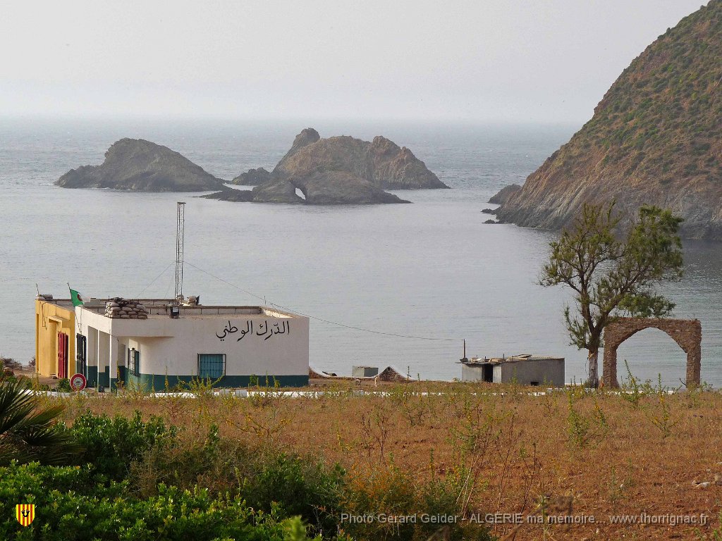 052.JPG - Plage de Madagh.