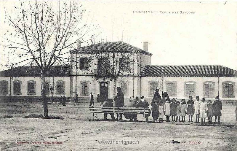 ecole_hennaya.jpg - Les écoles
