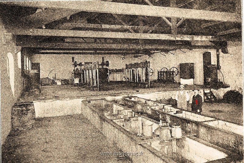 huilerie.jpg - L'huilerie - N° 1 : Le maire, Ernest Pomies