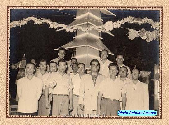 img 11.jpg - Hennaya. Fête du village dans les années 1950 (à confirmer)