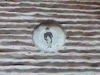 Déco en façade du café Le Vallauris