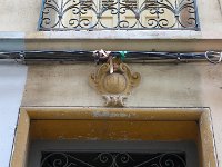 L'entrée du N° 13 rue Adolphe Cousin. Batiment construit en 1913