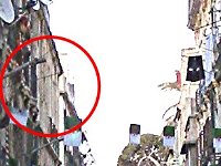 La rue Adolphe Cousin. Au niveau du cercle rouge, habitaient les familles Serrano et Wéghaus. N° 13