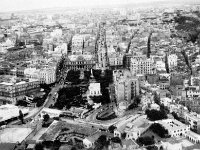 La place d'Armes, au fond le boulevard Maréchal Joffre vers Eckmul