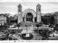 La cathédrale et la statue de Jeanne-d'Arc