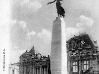 Le monument de Sidi-Brahim, place d'Armes