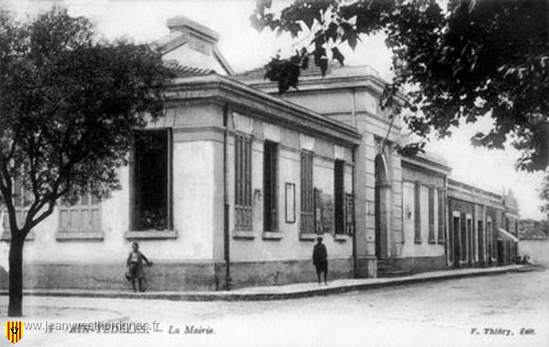 56365669.jpg - La Mairie