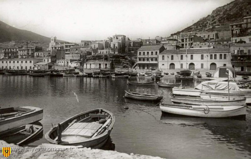 villageB05.jpg - Le port de pêche