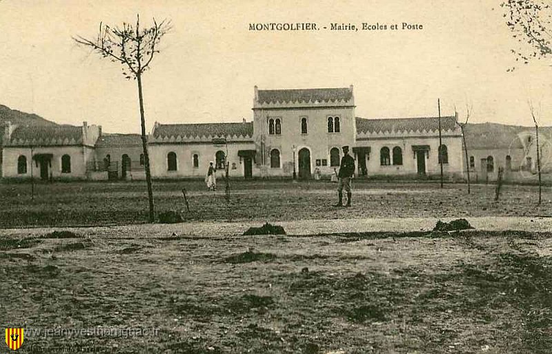 mairie montgolfier.jpg - La Mairie, les écoles et la poste