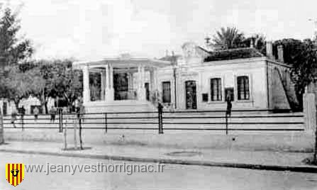 La place et la mairie.jpg - La place et la Mairie