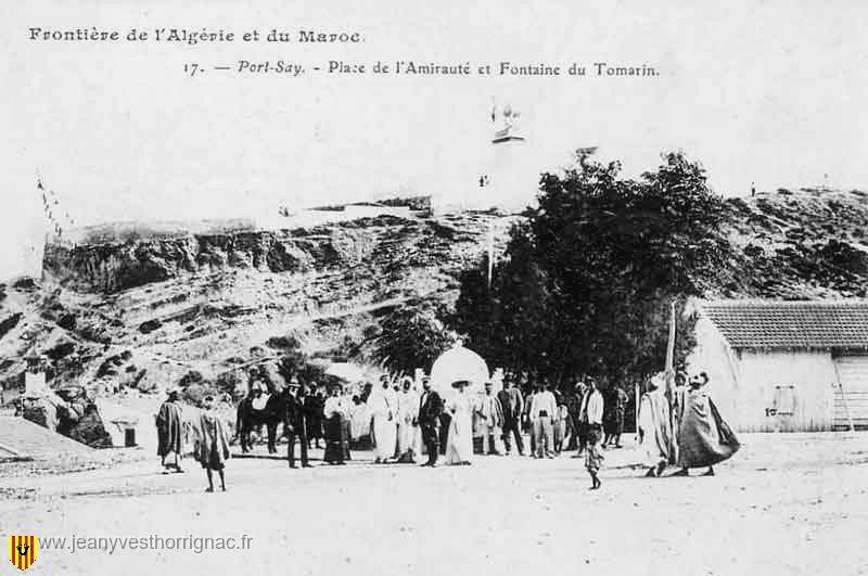 fontaine[1].jpg - Place de l'Amirauté et fontaine du Tomaris
