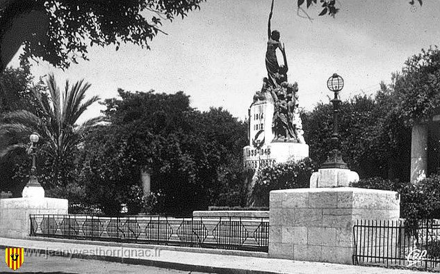 le monument aux morts  1.jpg - Monument aux morts