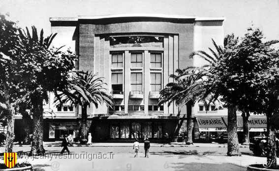 Le theatre.jpg - Le Théâtre