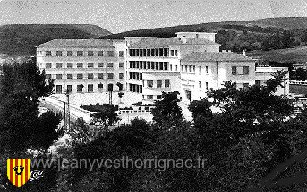 college moderne de garcons.jpg - Collège moderne de garçons