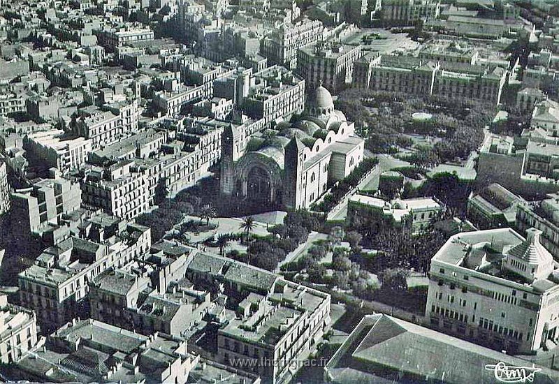 105.jpg - Vue aérienne sur la cathédrale