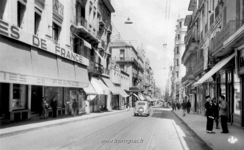 47.jpg - Les Galeries de France, rue d'Arzew