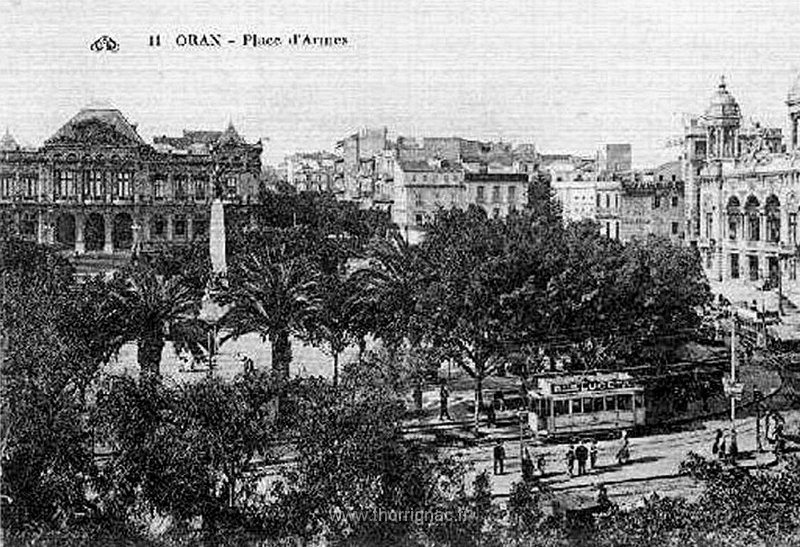 132.JPG - Place d'Armes