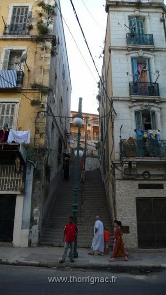 173.jpg - Escalier entre la place Kléber et la Place de la République - 2010