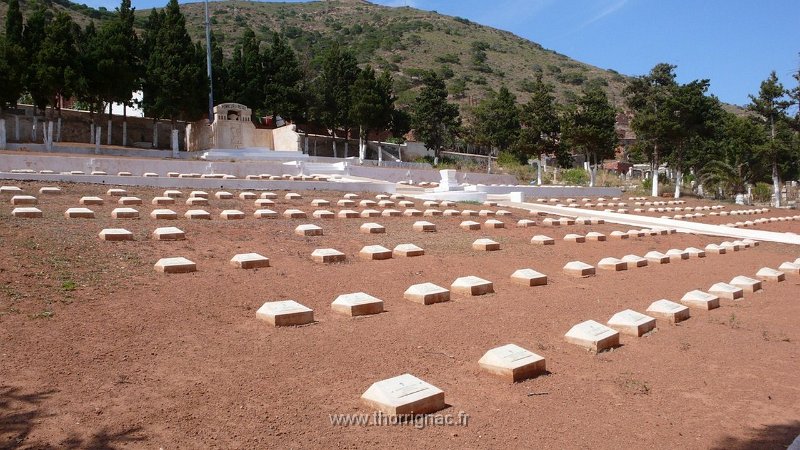 182.JPG - Le cimetière marin où la France a supprimé les croix - 2010
