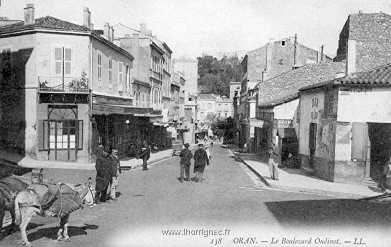213.jpg - Boulevard Oudinot en 1900