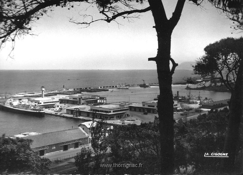 218.jpg - La gare maritime