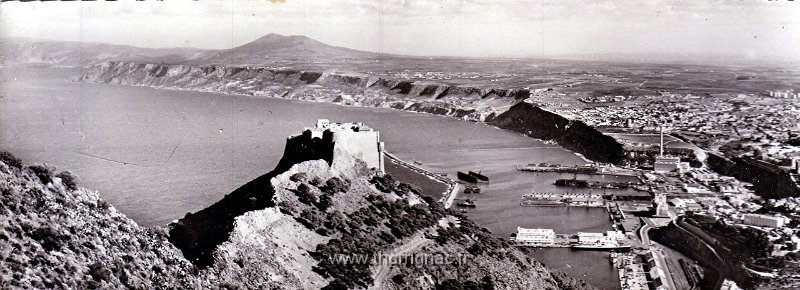 241.jpg - Vue sur le port