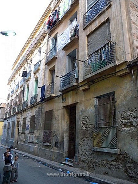 343.jpg - Immeubles face au N° 13 de la rue Adolphe Cousin